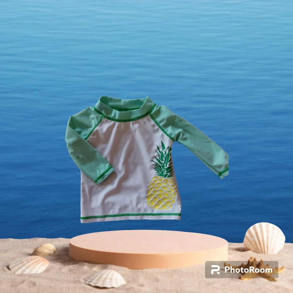 Long Sleeve Tropical Rashguard by Target. - Picture 1 of 11